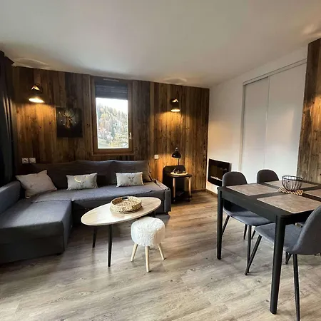 Cosy 6 Pers Avec Parking Compris La Plagne